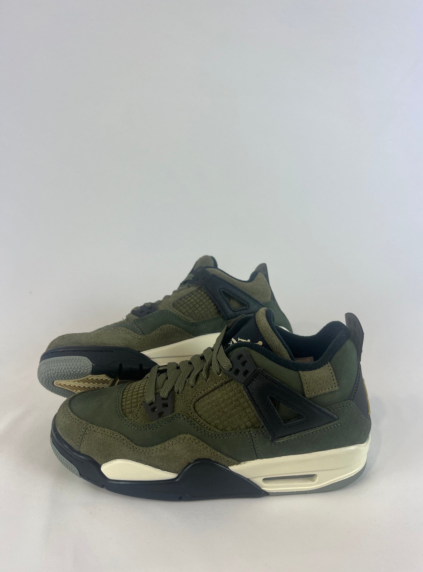 Air Jordan 4 Retro SE Craft ‘Olive’ Older Kids' Shoes