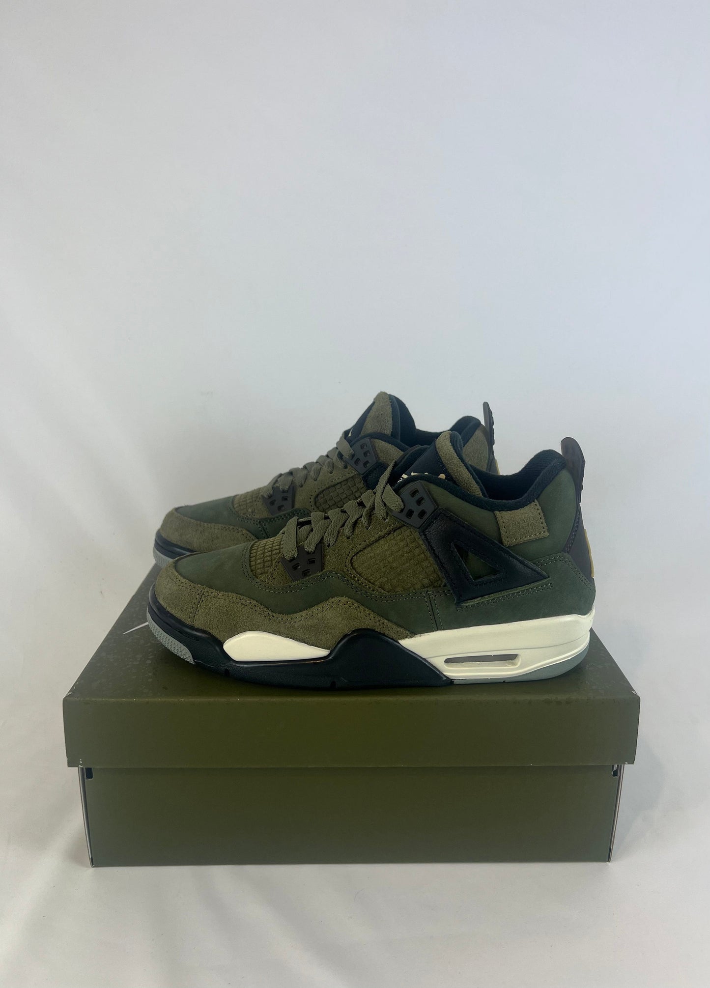 Air Jordan 4 Retro SE Craft ‘Olive’ Older Kids' Shoes