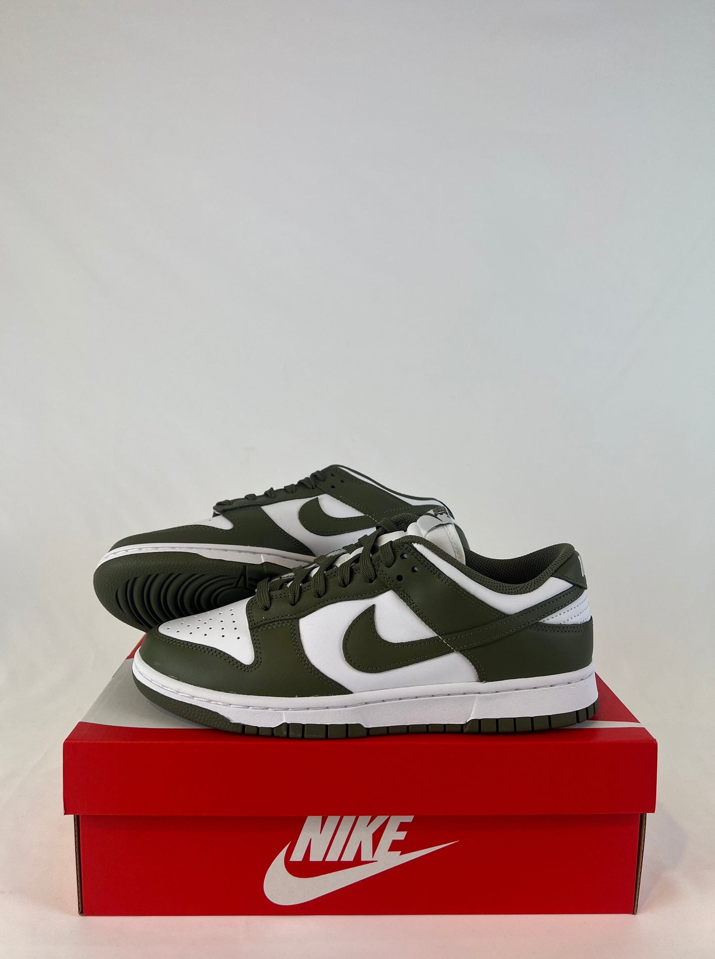 Dunk Low Wmns ‘Medium Olive’