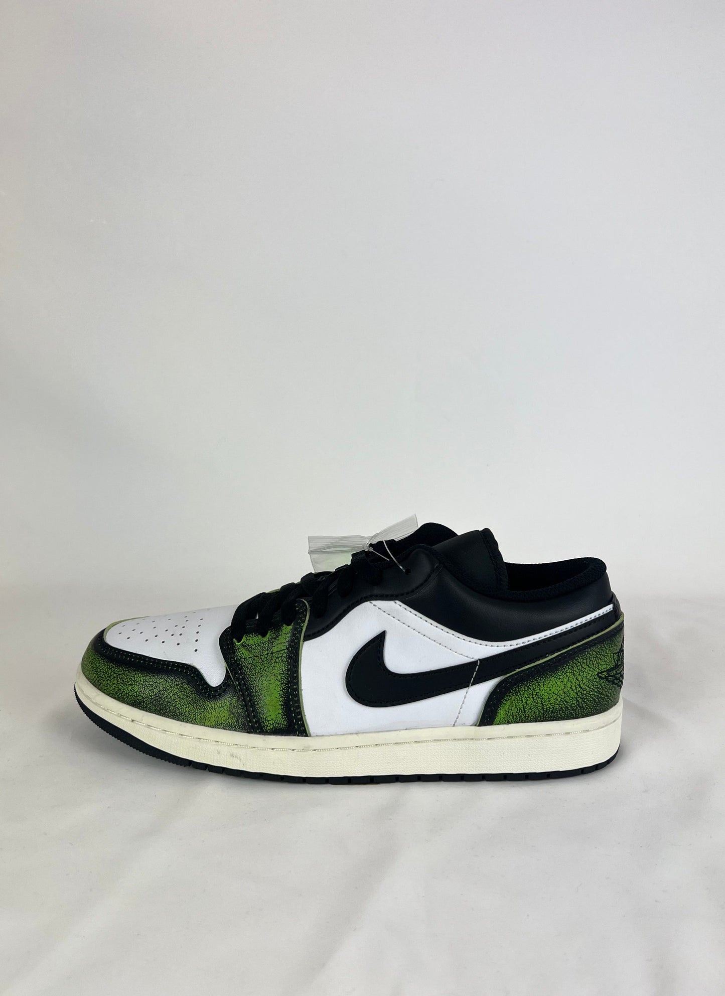 Jordan 1 Low SE ‘Electric Green’