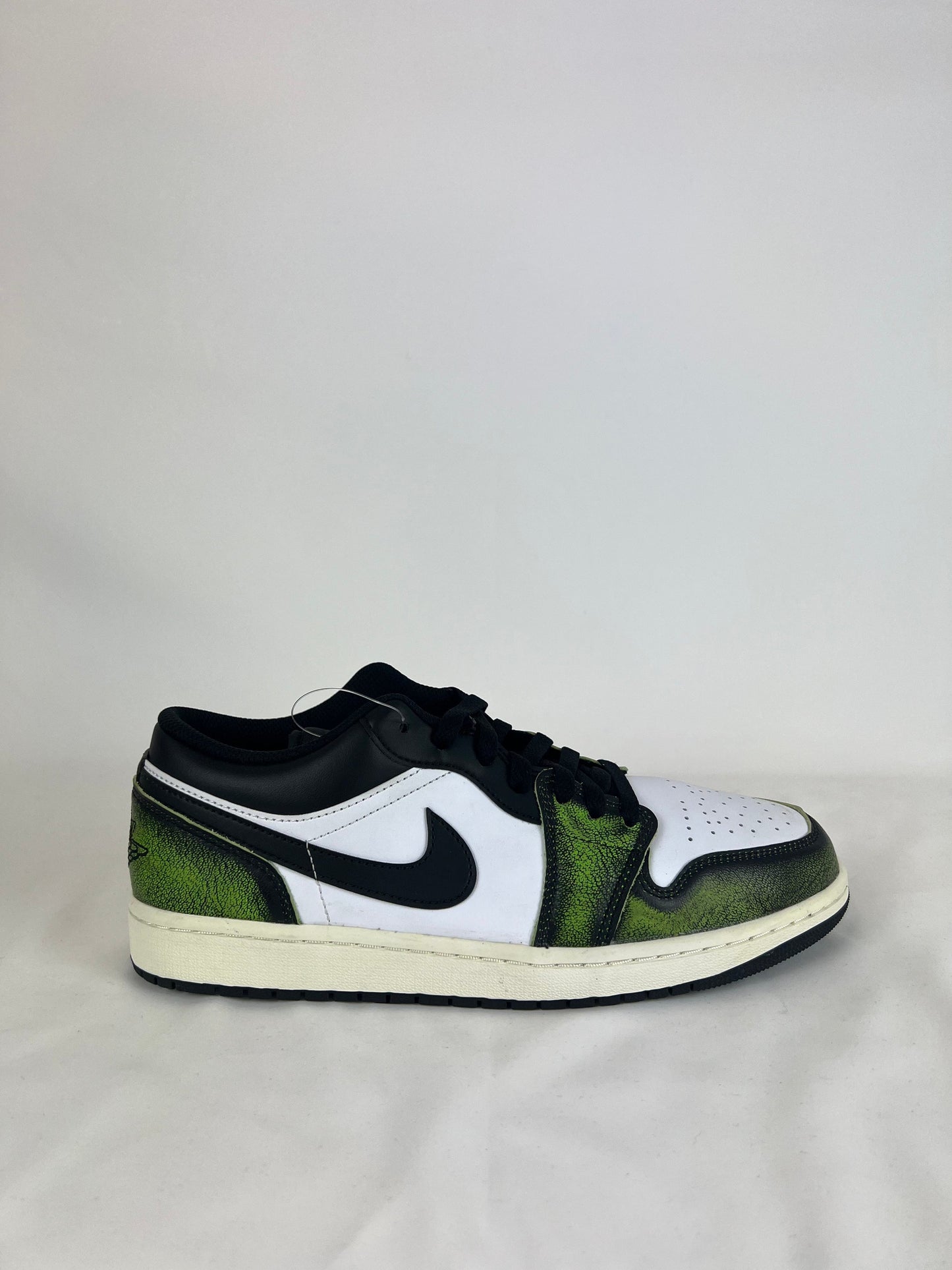 Jordan 1 Low SE ‘Electric Green’