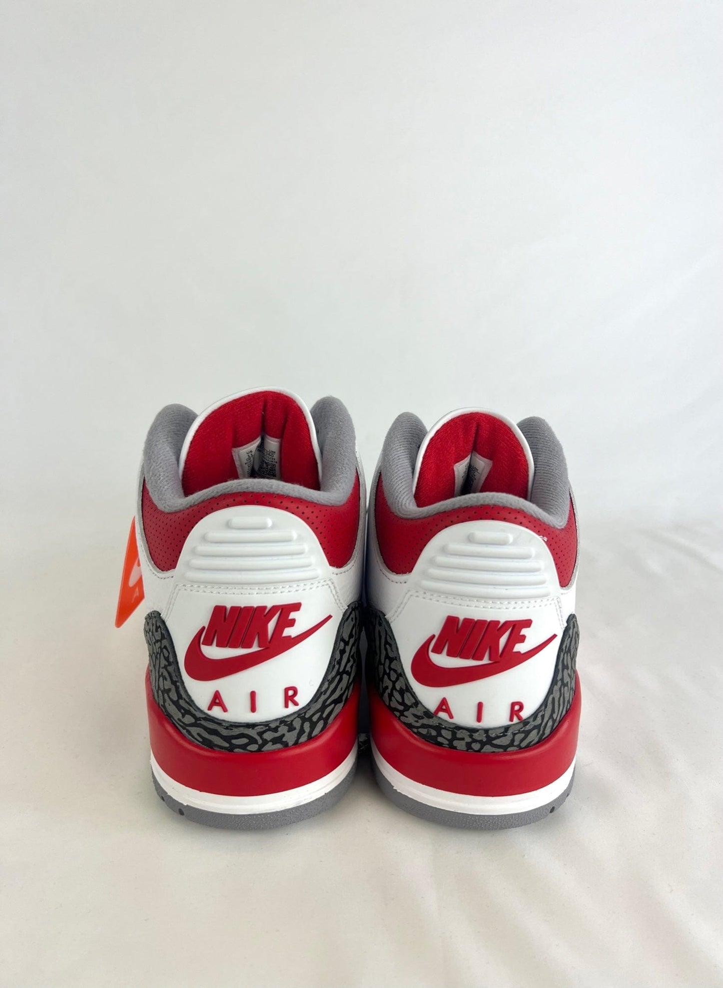 Jordan 3 Retro ‘Fire Red’