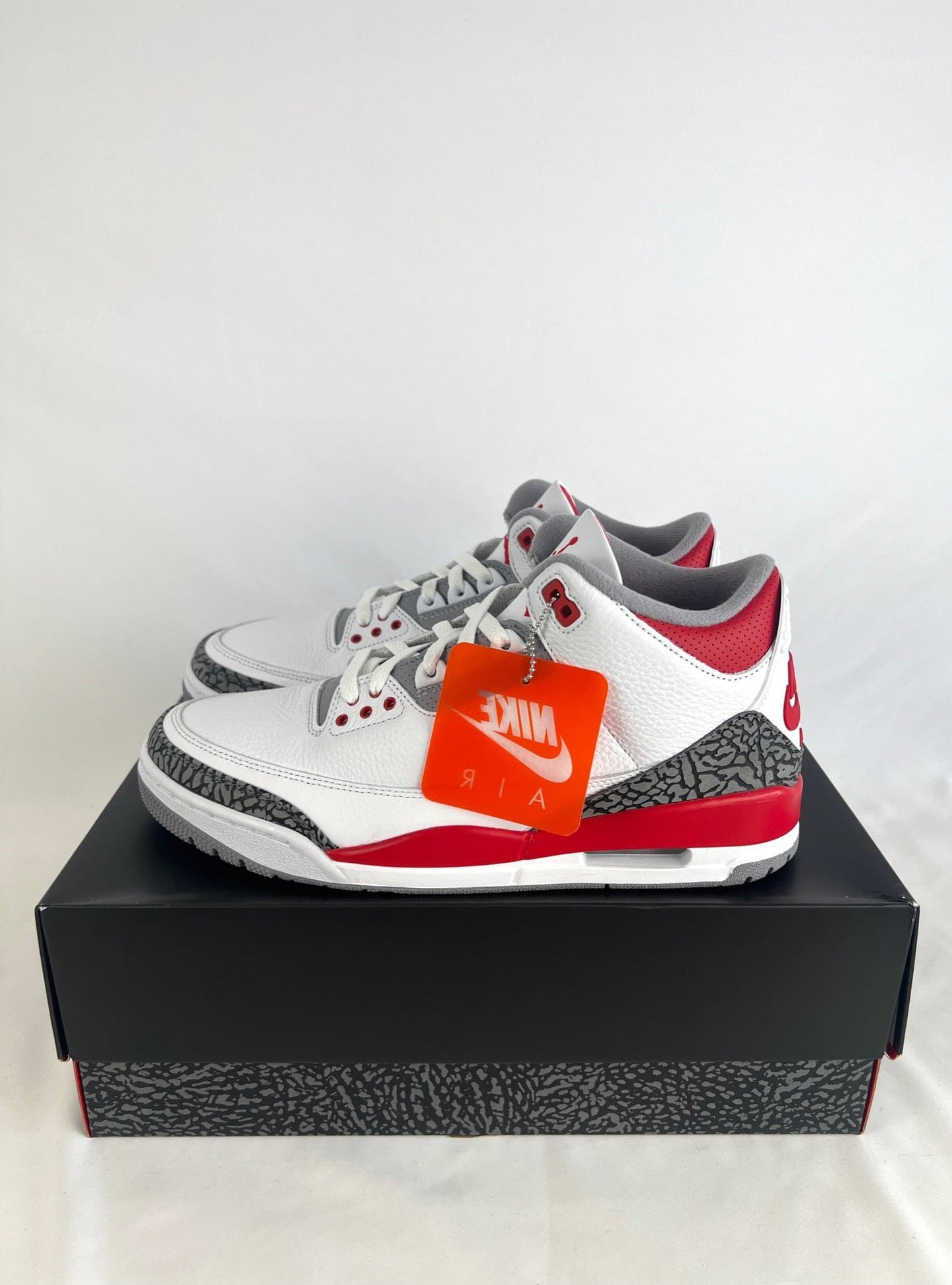 Jordan 3 Retro ‘Fire Red’