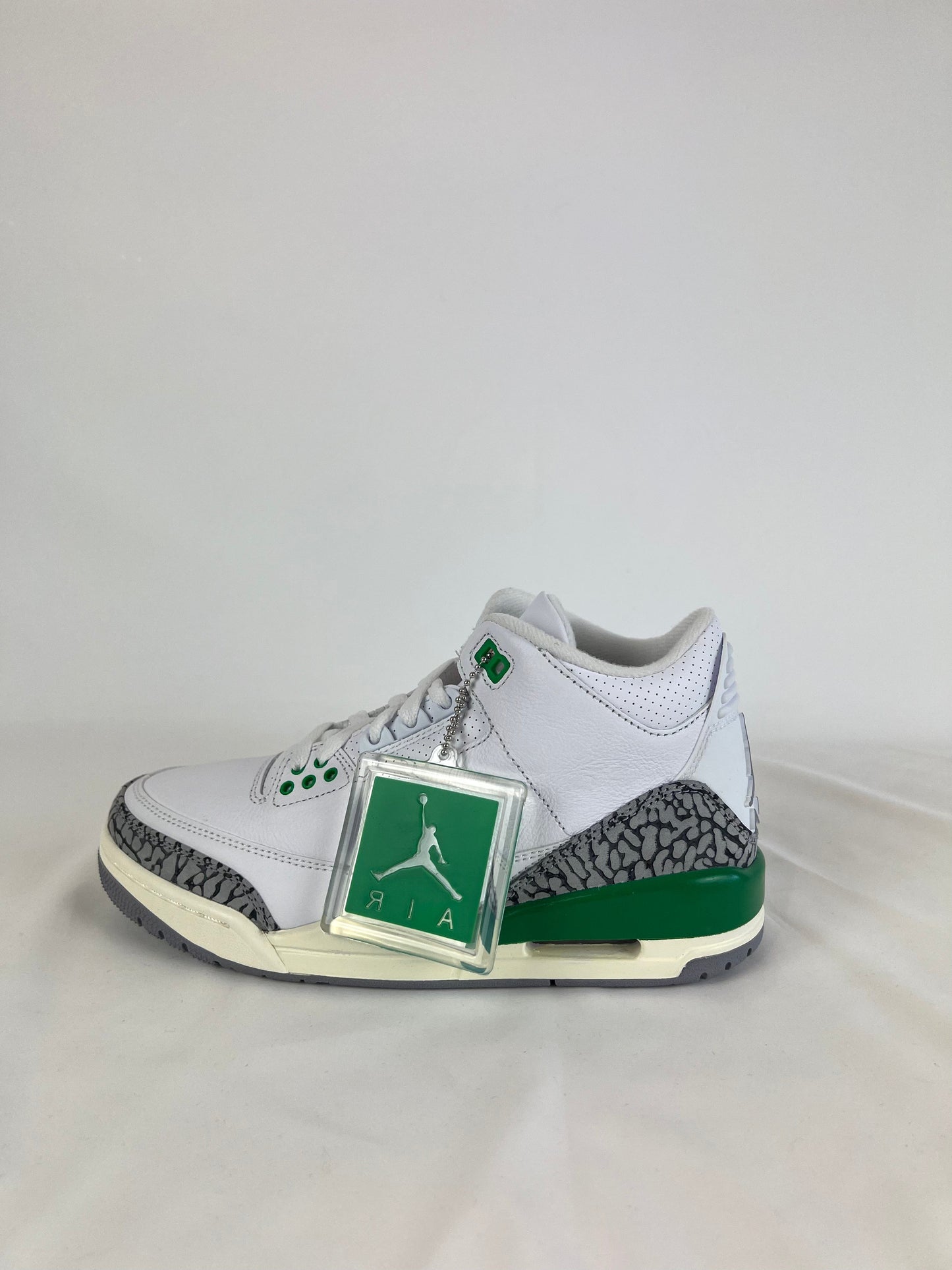 Jordan 3 Wmns ‘Lucky Green’