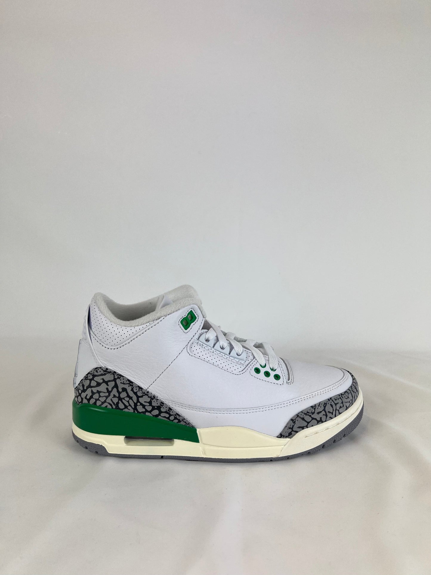 Jordan 3 Wmns ‘Lucky Green’