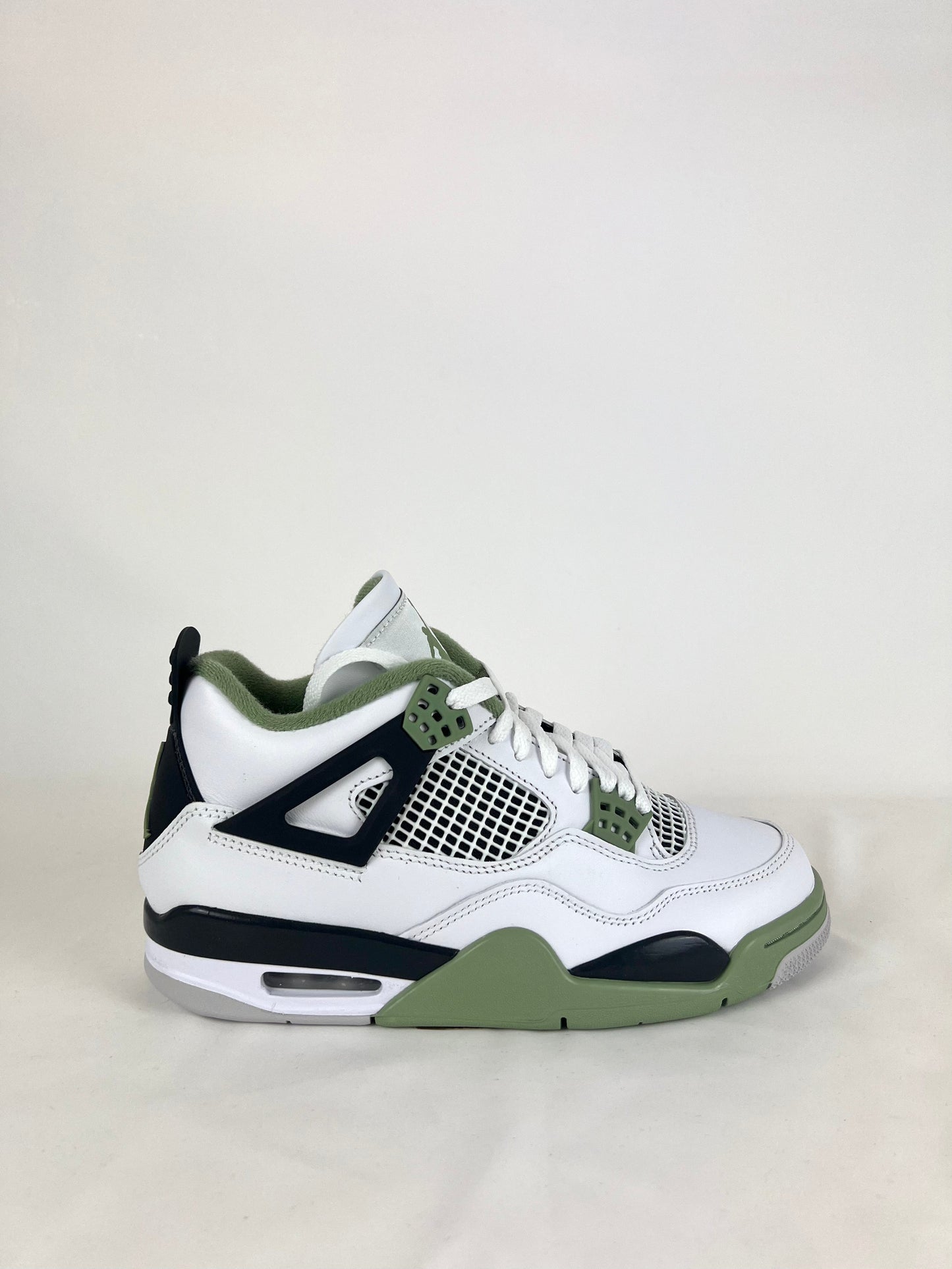 Jordan 4 Retro Wmns ‘Seafoam’